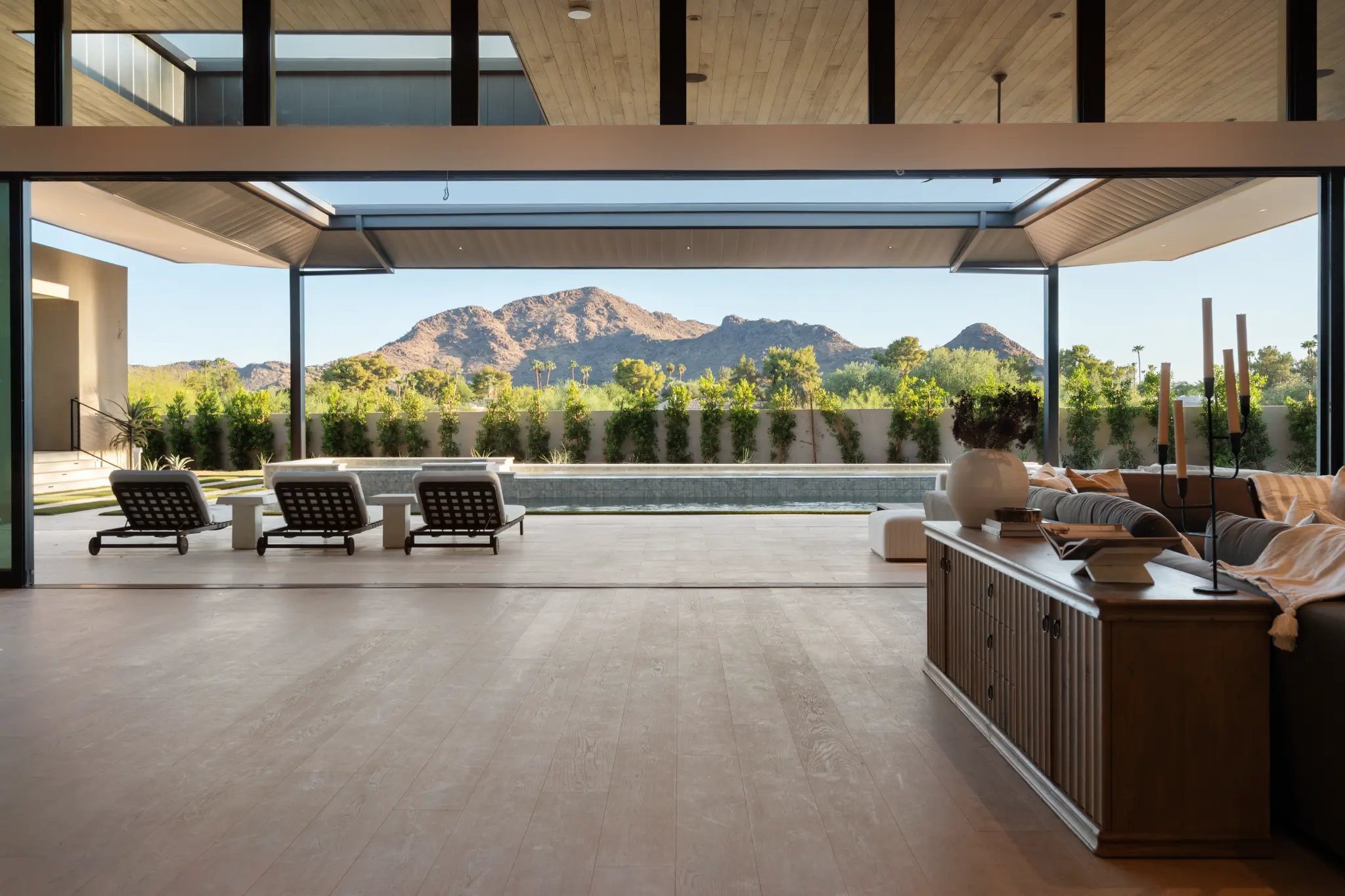 Sanna — Paradise Valley